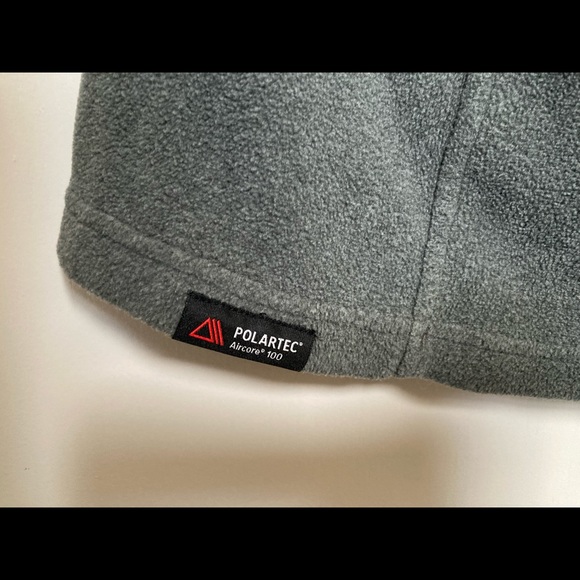 ❗️DONATING SOON LANDS END Gray Sweater Jacket Polyester Soft Pockets Warm Collar - Picture 7 of 11